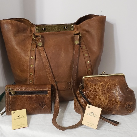 Patricia Nash Handbags - PATRICA NASH with *nwt* Wallet & Kisslock Wristlet